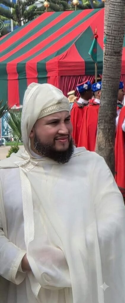 Le Cheikh de la Tariqa Qâdiriyya Boutchichiya à la réception royale de M'diq